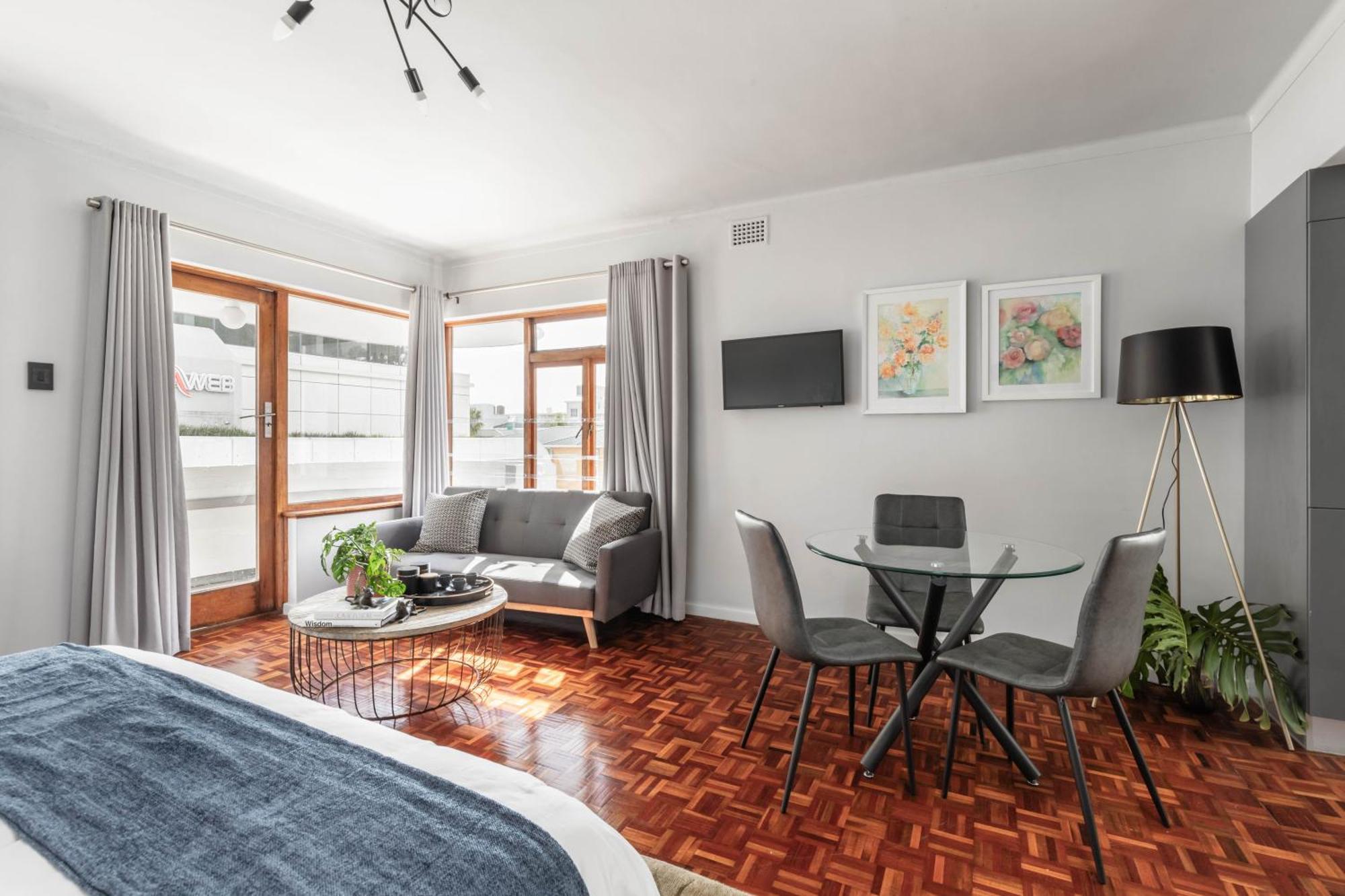 Camborne Holiday Apartments 케이프타운 외부 사진