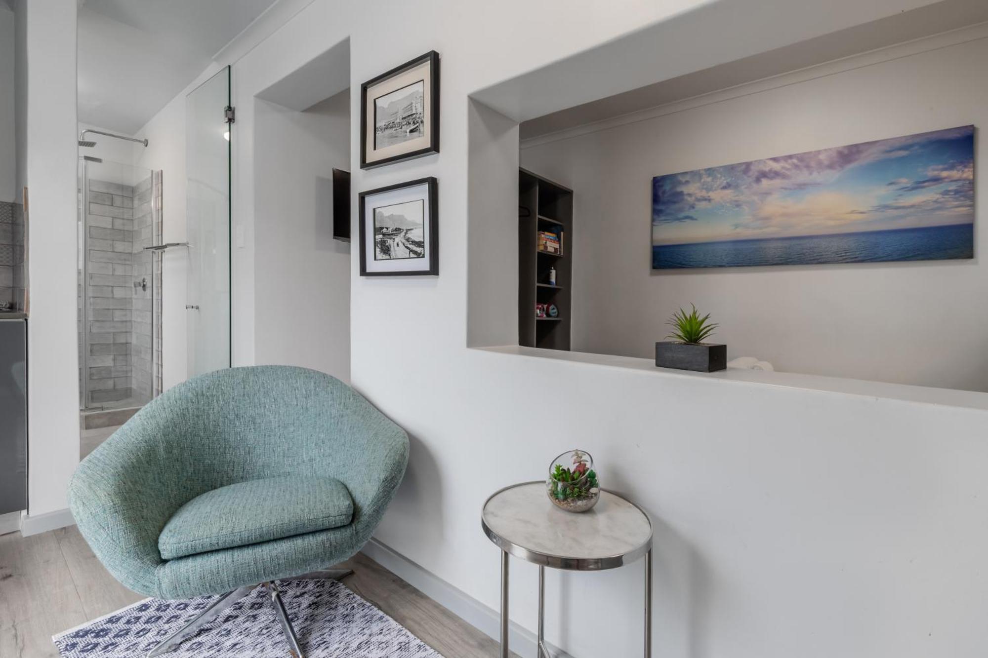 Camborne Holiday Apartments 케이프타운 외부 사진